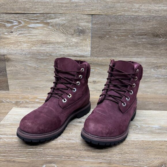 Timberland Velvet Accent Burgundy Suede Waterproof Boots Women's Size 6 - Picture 1 of 8